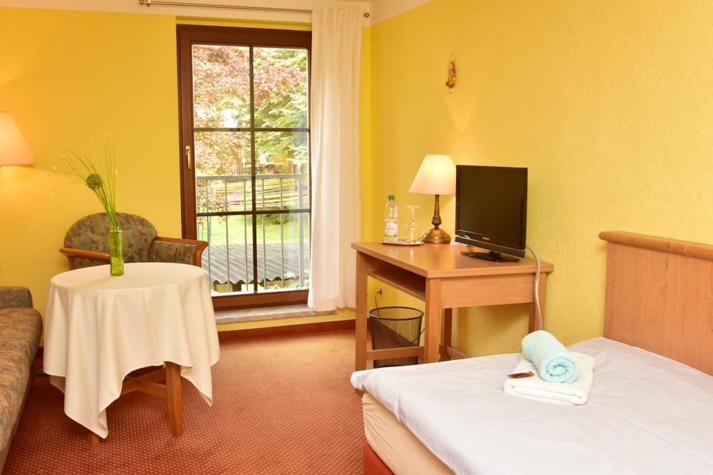 Landhotel Zur Guten Einkehr Grubschütz Exteriér fotografie