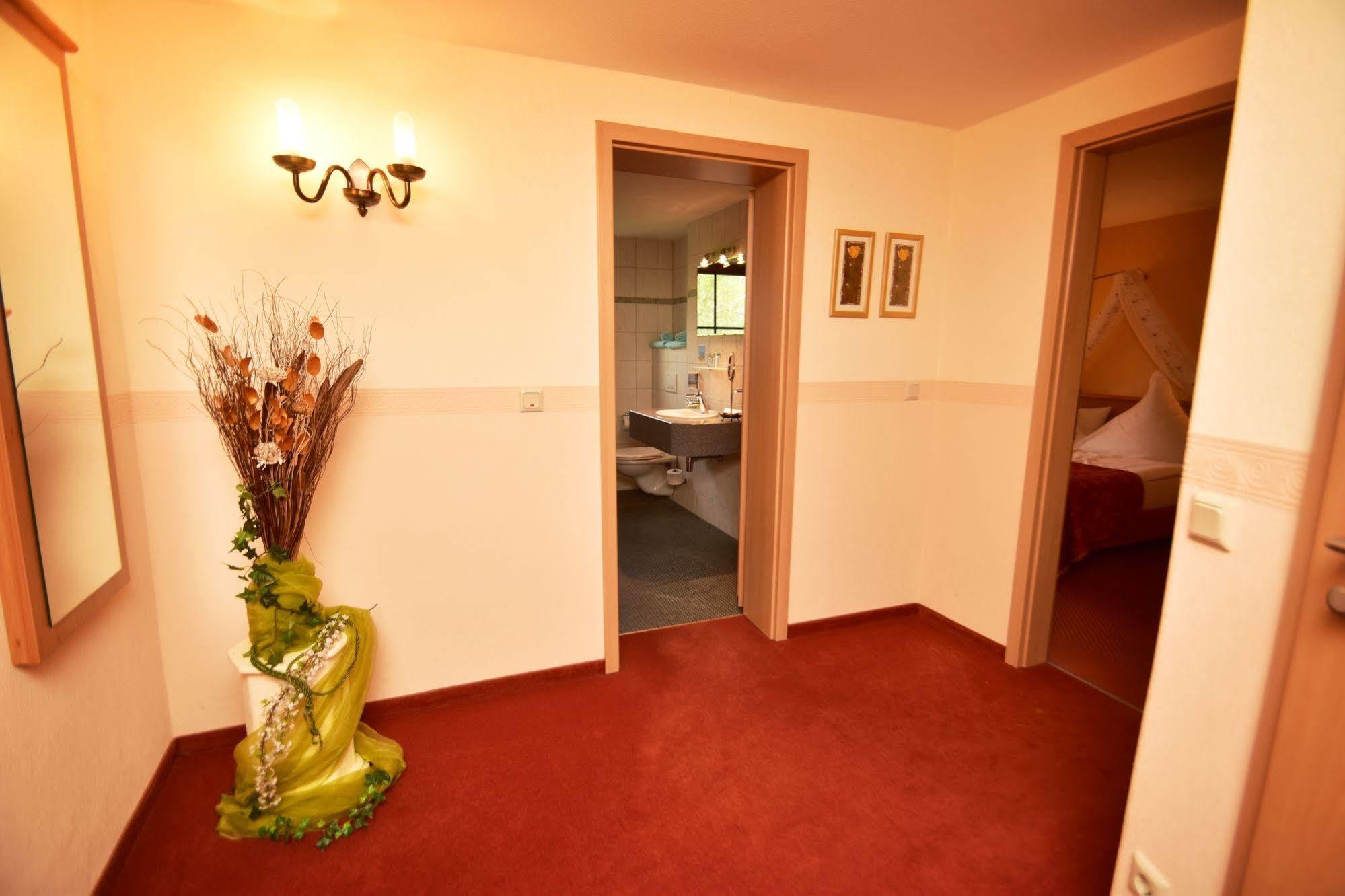 Landhotel Zur Guten Einkehr Grubschütz Exteriér fotografie