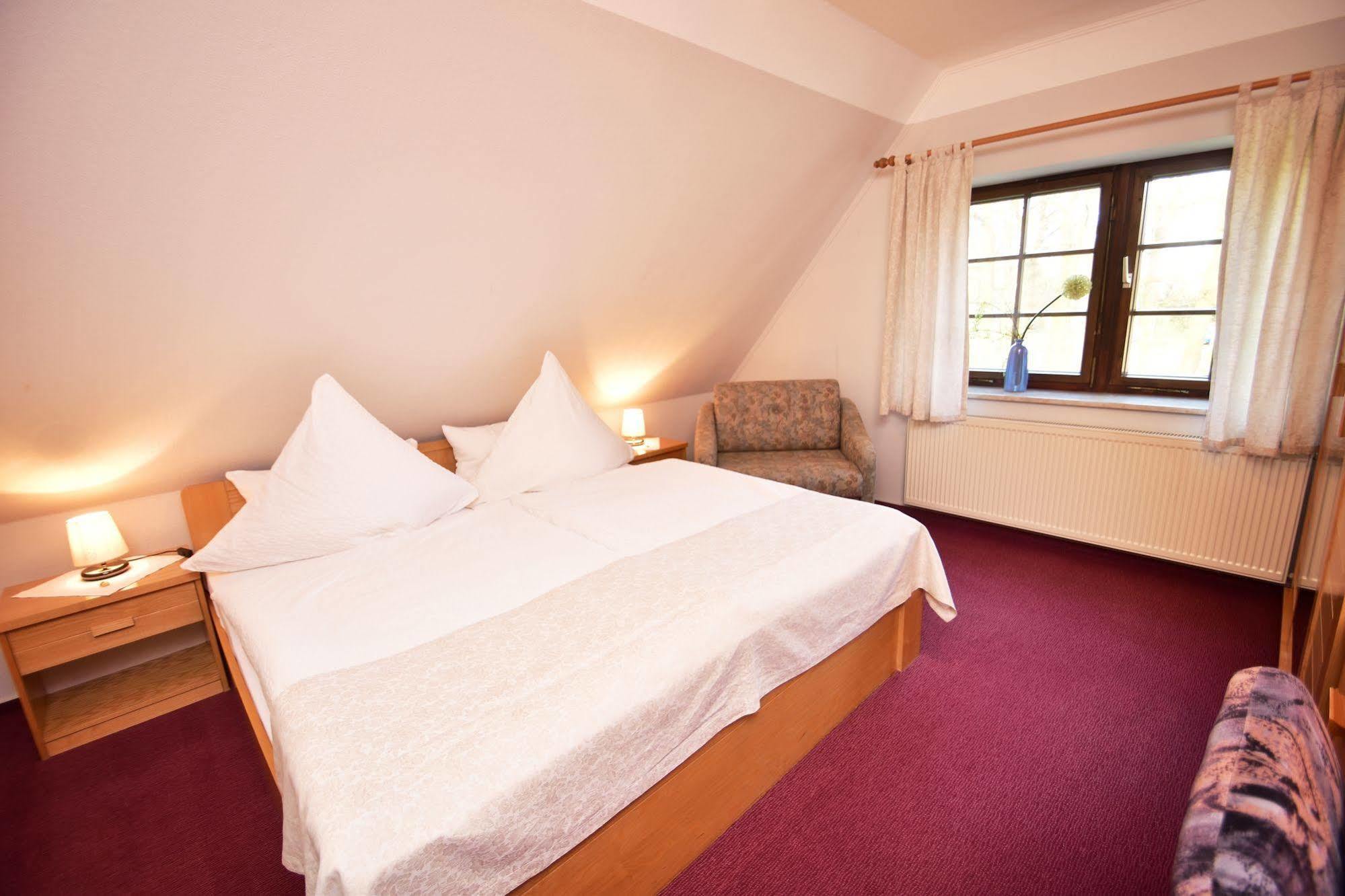 Landhotel Zur Guten Einkehr Grubschütz Exteriér fotografie